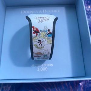 2022 Disney Parks Dooney & Bourke Pixar Magicband Up Ratatouille Toy Story